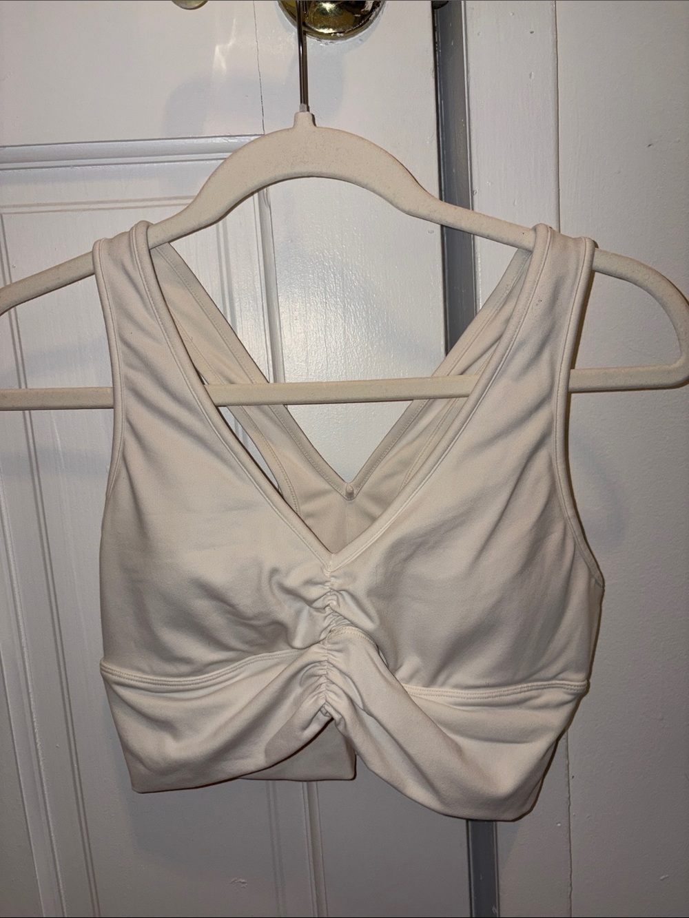 ALO Yoga Cream Ruched V-Neck Crop Tank